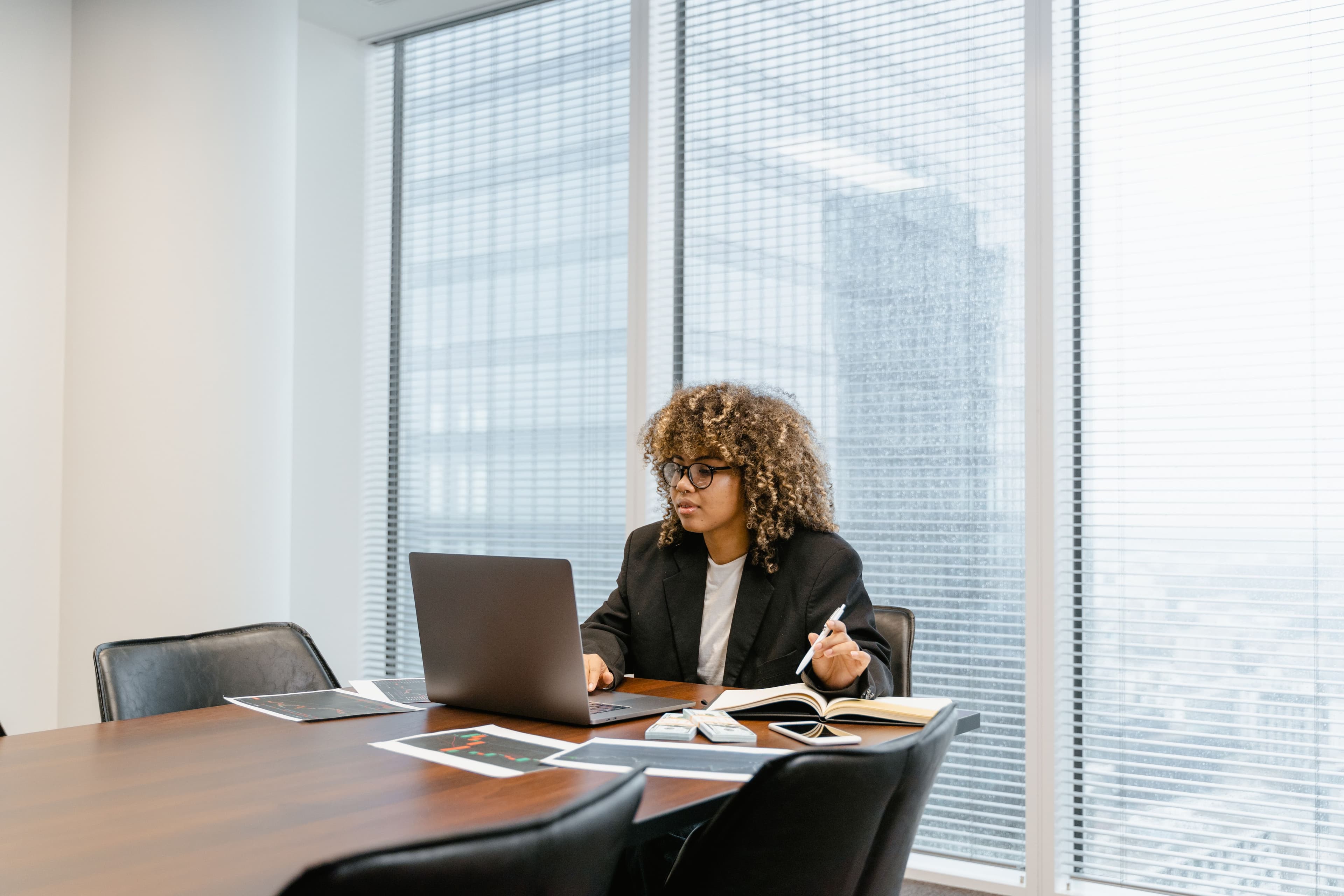 How to Set Service Level Agreements (SLAs) That Actually Work for Your Business